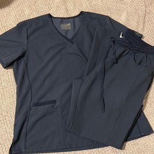 Matrix Pro scrub Set. Heather Navy. XL Top, XL Tall pant.